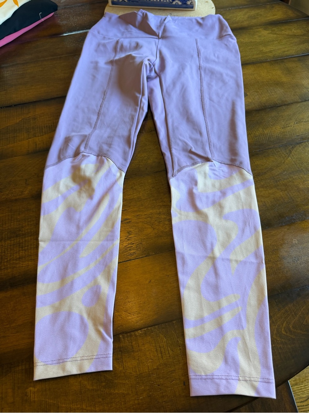 Seea Calafia Lavender and Tan Patterned Women's Surf Leggings - Medium
